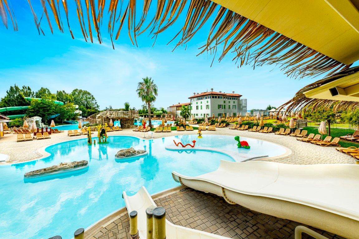 Swimming pools at the Piani di Clodia campsite on Garda