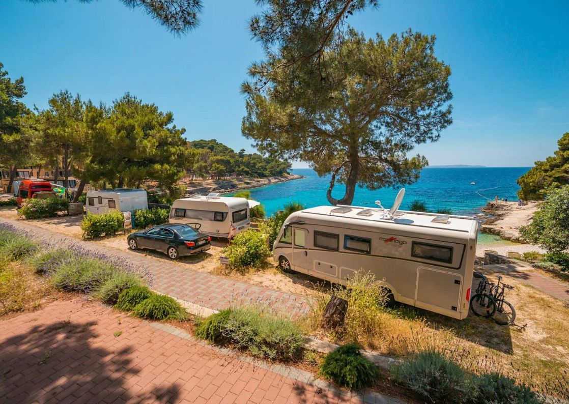 Sylwester 2023/2024 z CampRest w Chorwacji na Campingu Cikat – zdjęcie 4