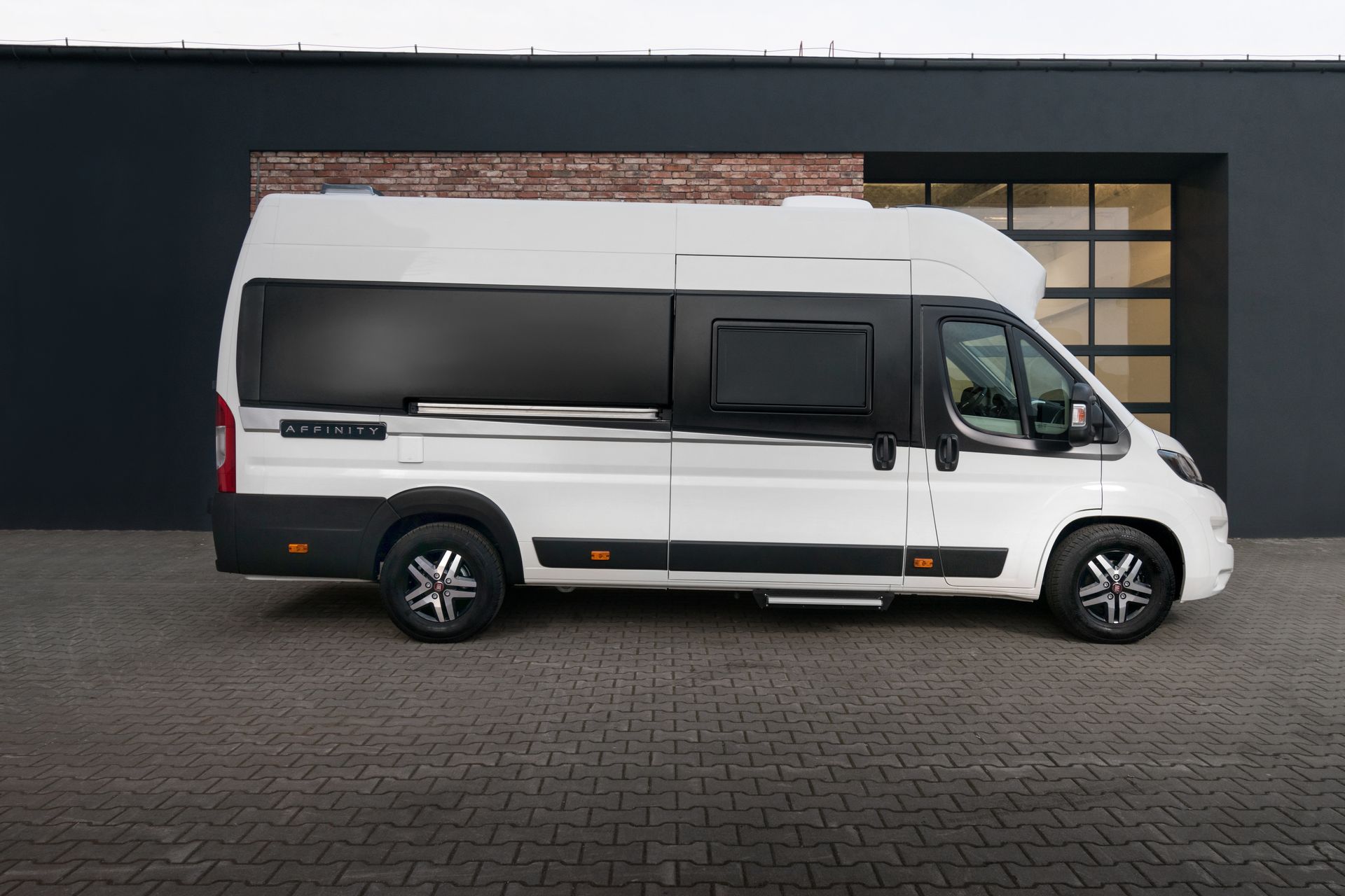 Affinity Camper Van – main image