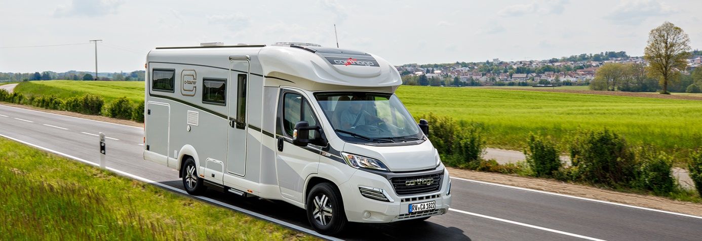 Luksus w kompaktowym wydaniu – czyli C-Tourer Lightweight od podszewki – główne zdjęcie