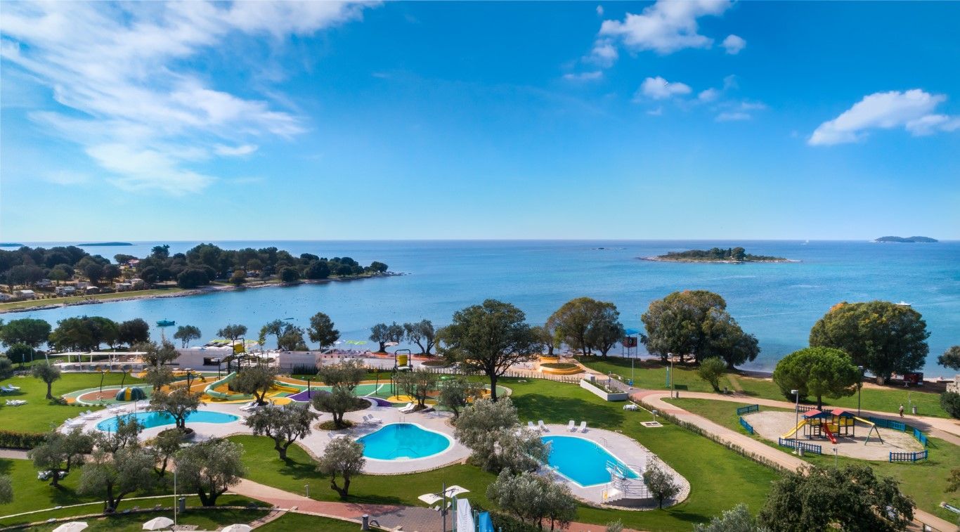 Beachfront on the Adriatic – main image