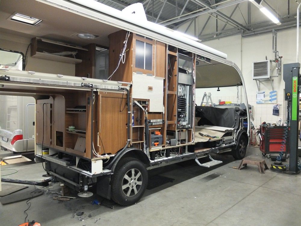 Motorhome accident repairs – main image