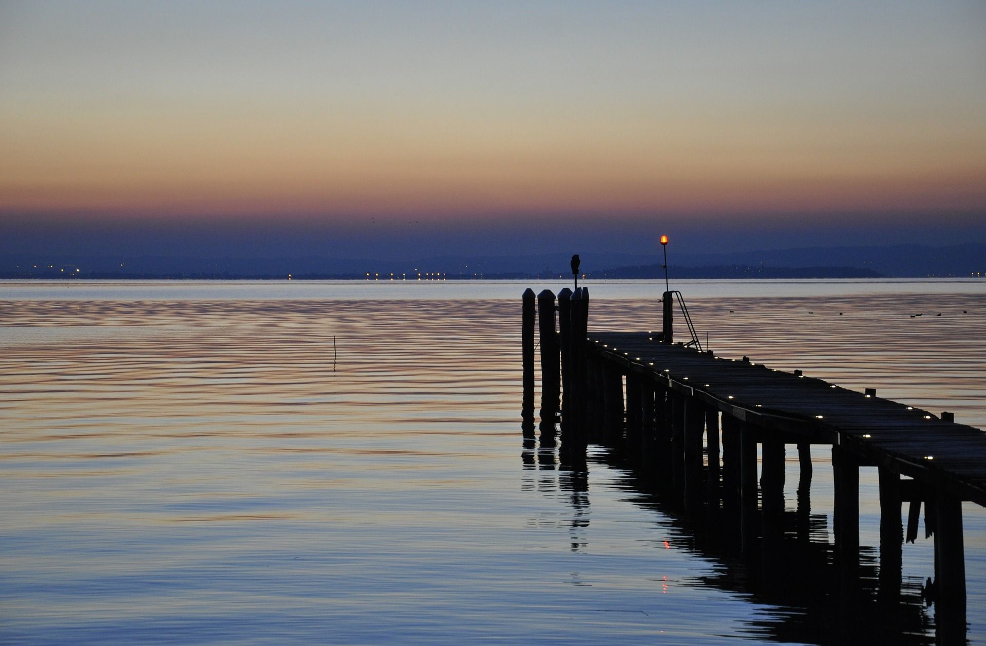 Lago di Garda - the largest lake of the Apennine Peninsula – main image