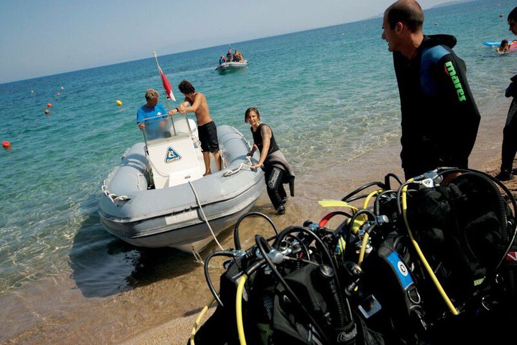 Diving off the coast of Sardinia – main image