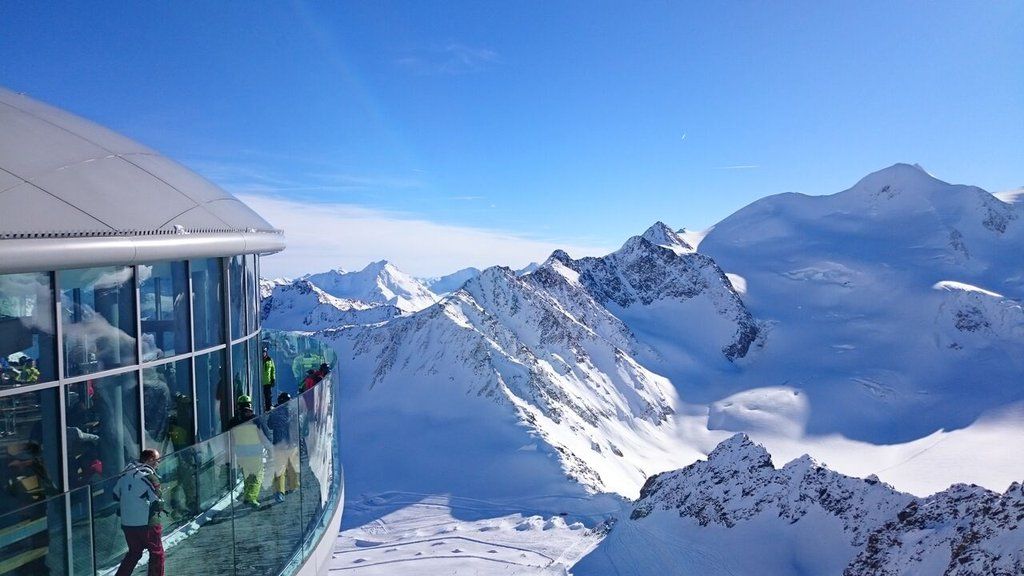 The roof of Tyrol – main image