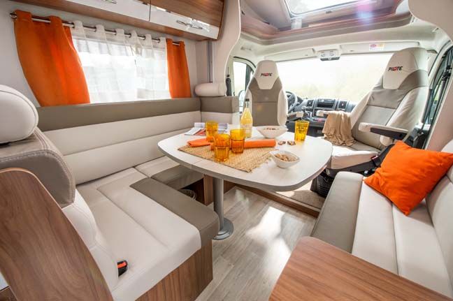 Pilote Pacific P716P - one of eighteen – main image