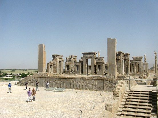 Expedition to Iran – main image