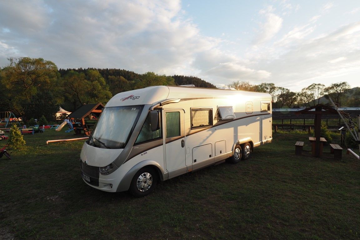 Carthago Chic C-Line 5.9 XL – Test CampRest – główne zdjęcie