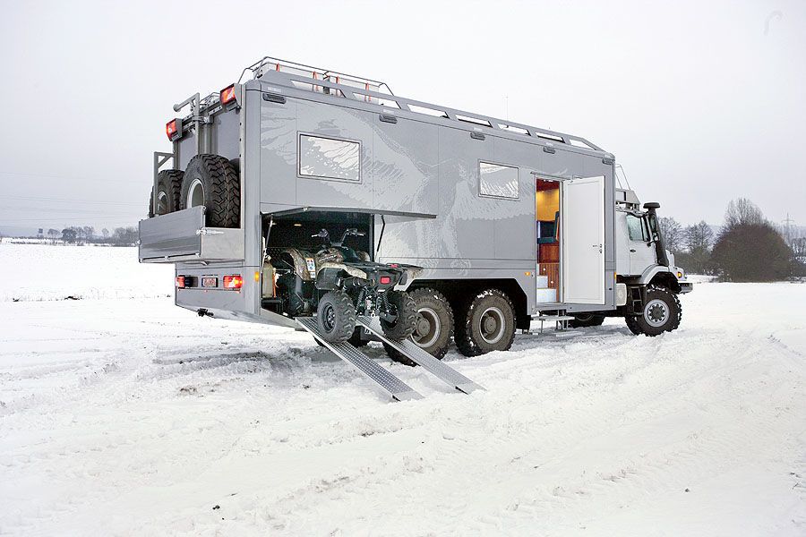 Mercedes Zetros - najbardziej ekstremalny kamper – główne zdjęcie