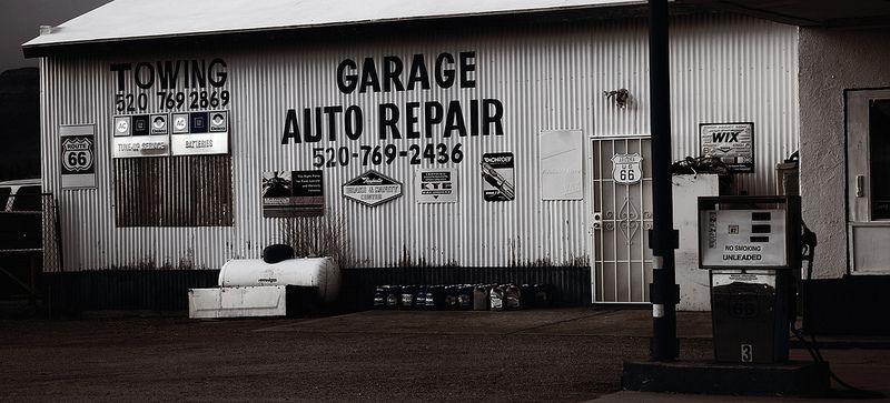 What is not worth saving on when servicing a camper? – main image