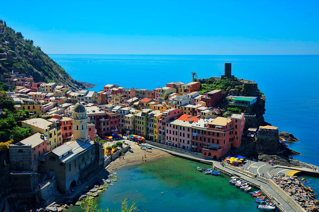 Cinque Terre - happiness times five – main image