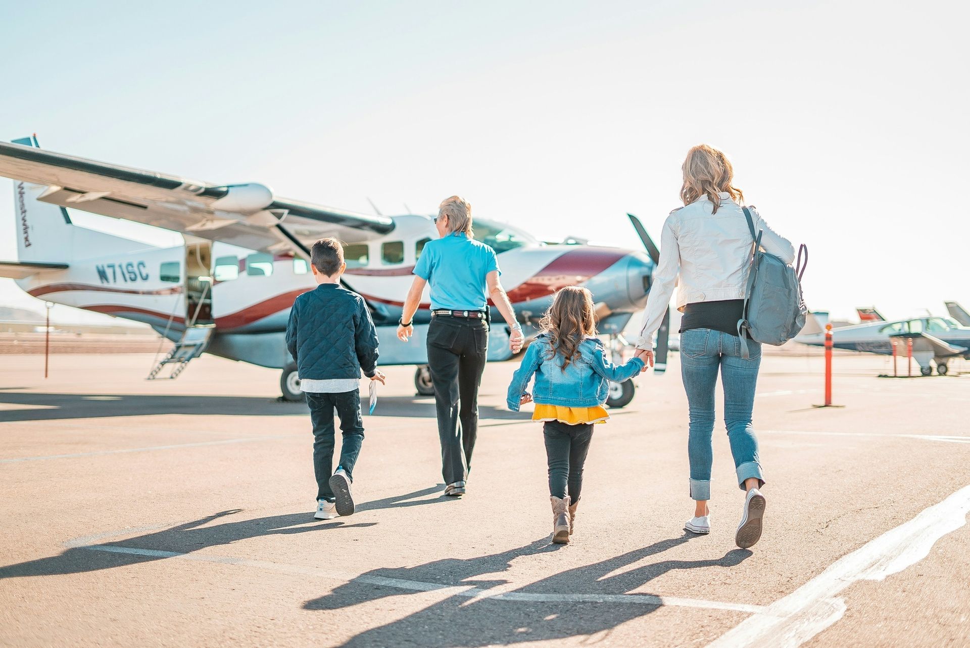 Family adventures and flight delay compensation with Wizz Air: Use your experience! – main image