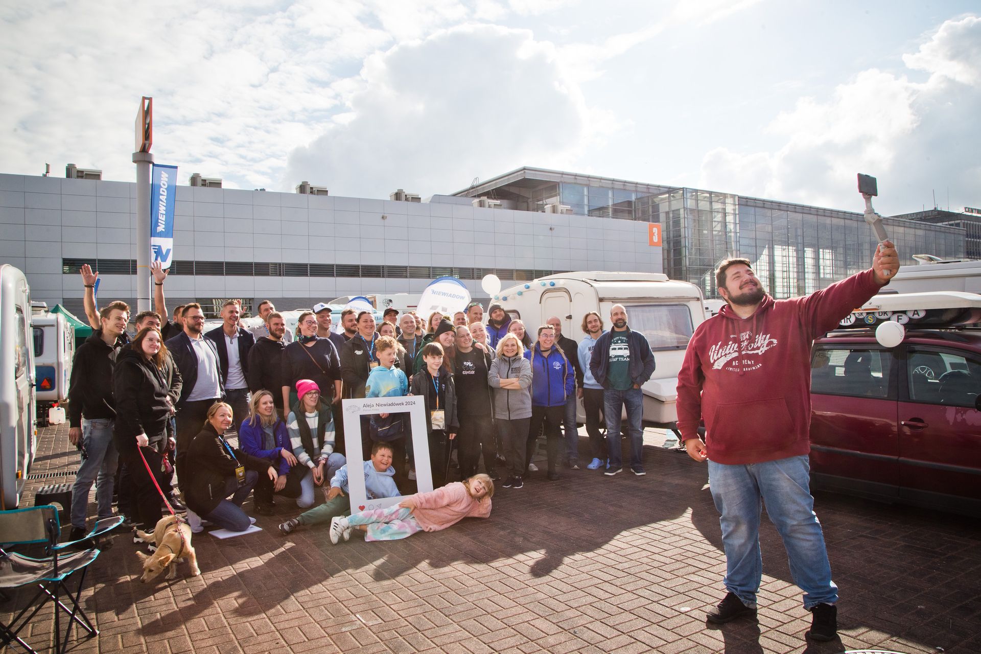 Zlot Caravaningowy Przystanek_targi przy Caravans Salon Poland 2025 w Poznaniu – główne zdjęcie