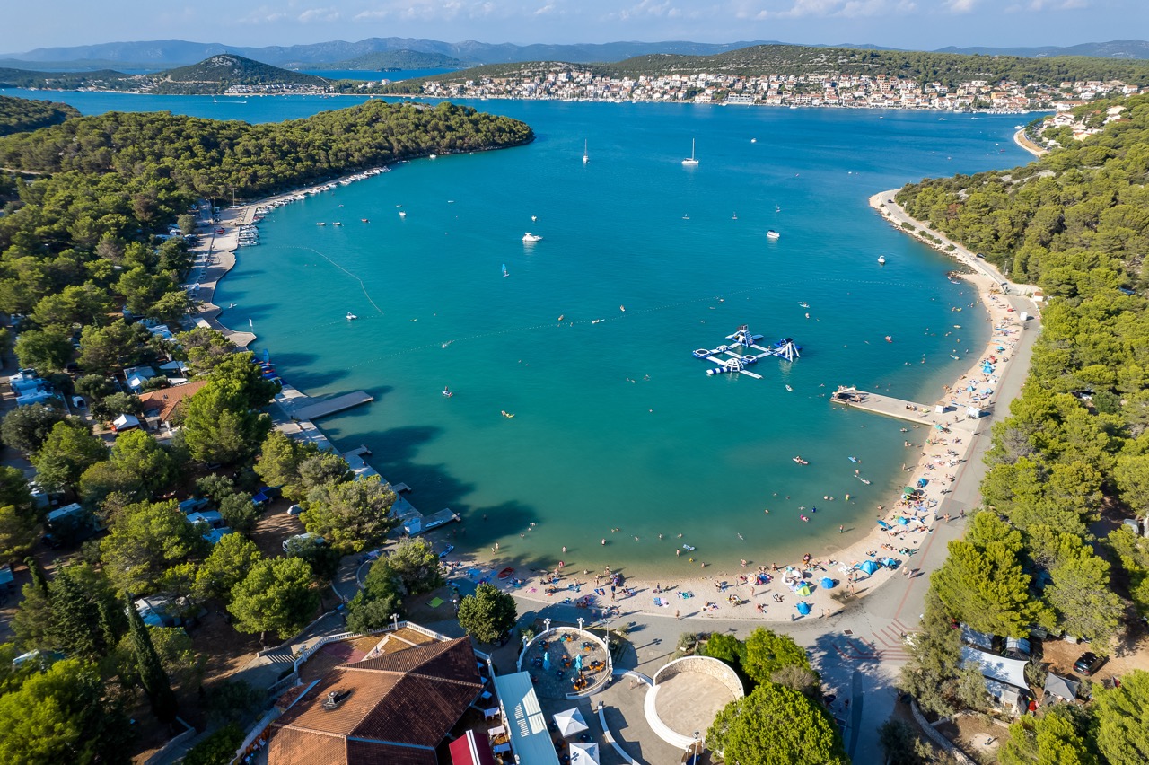 Campsite Jezera Lovišća on Murter - the perfect place for a family vacation – main image