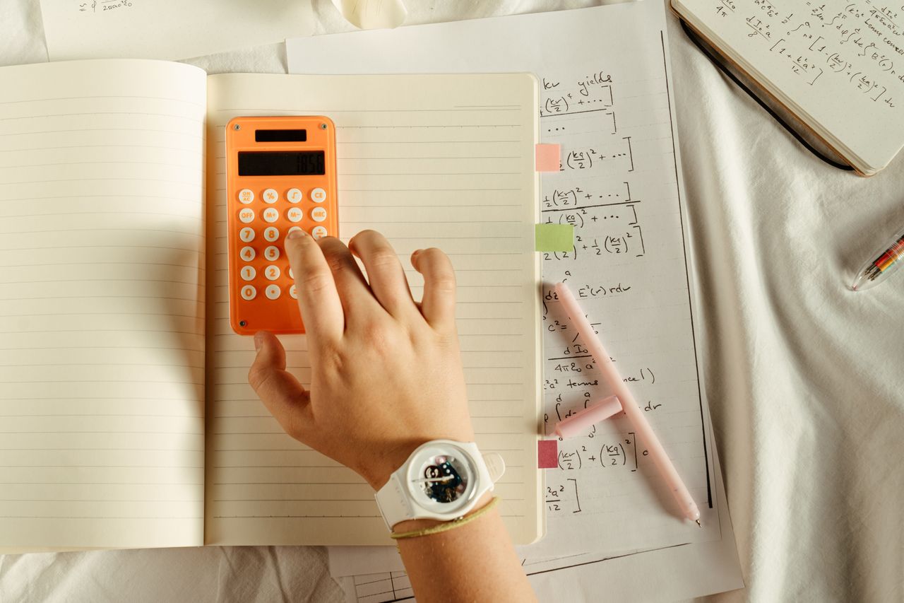 How to choose a watch for your child for school? – main image