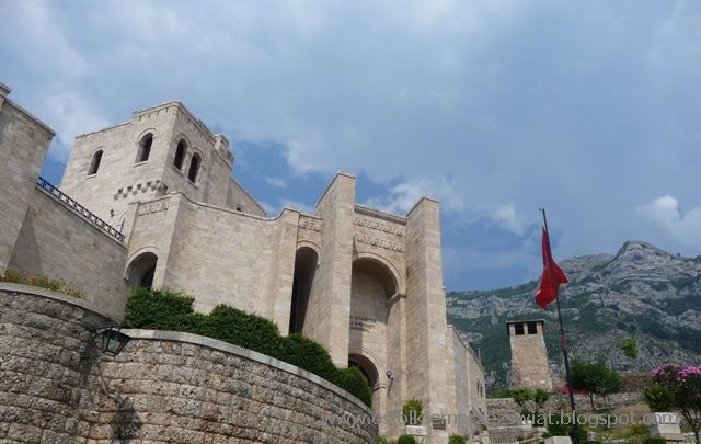 is_p1220203jpg