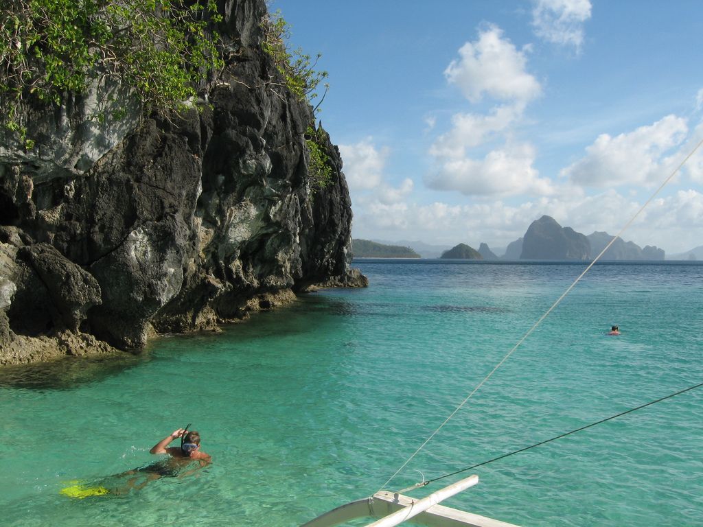 island-snorkling-hector-garcia-wwwflickrcom-cc-by-sajpg