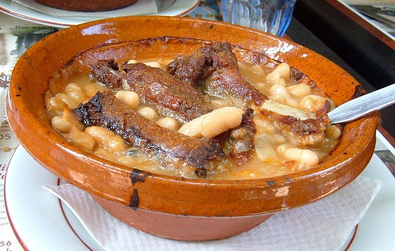 cassoulet-brokensphere-wwwcommonswikimediaorg-cc-by-sajpg