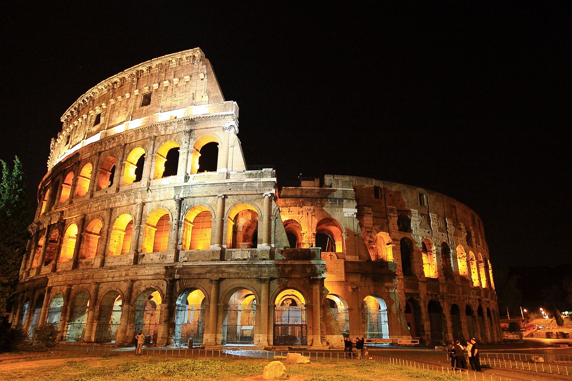 the-colosseum-2182371_1920jpg