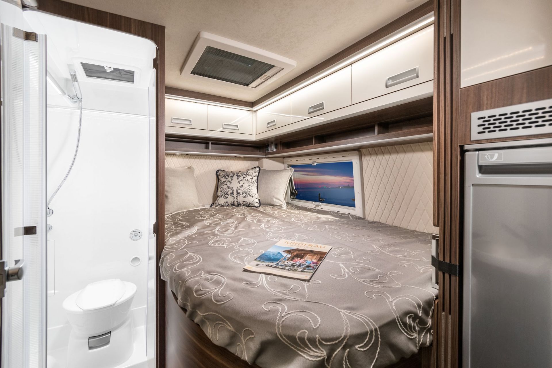 bathroom-toilet-water-tanks-heating-what-want-wiecej_jpg