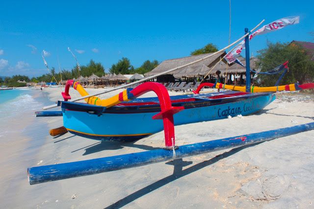 Fishing boat.JPG