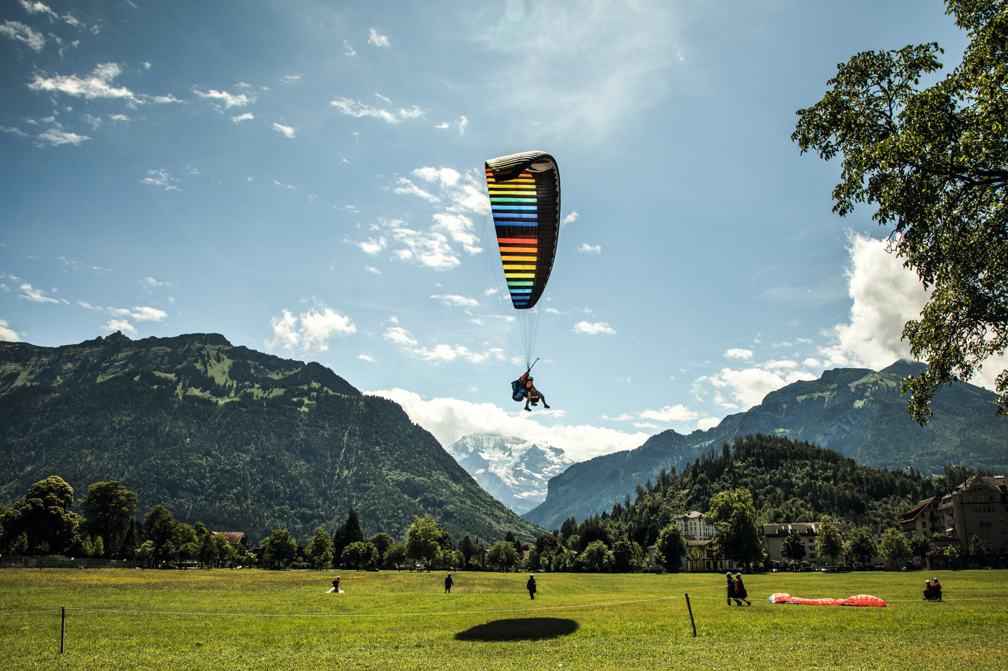 Paragliding in Interlaken