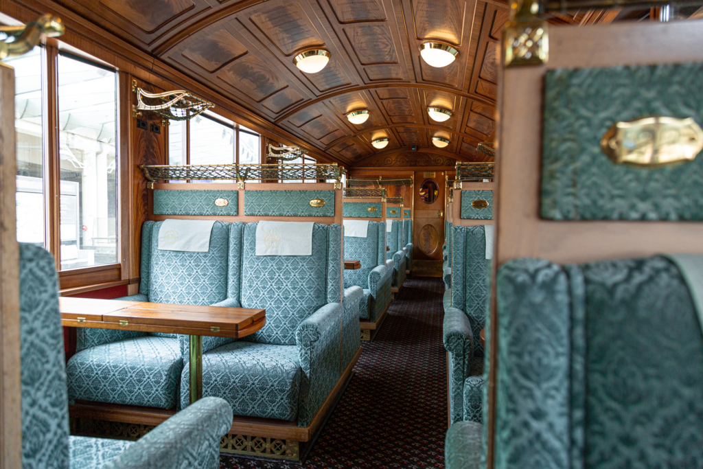 Marta Scalabrini Pociąg Golden Pass w Montreux