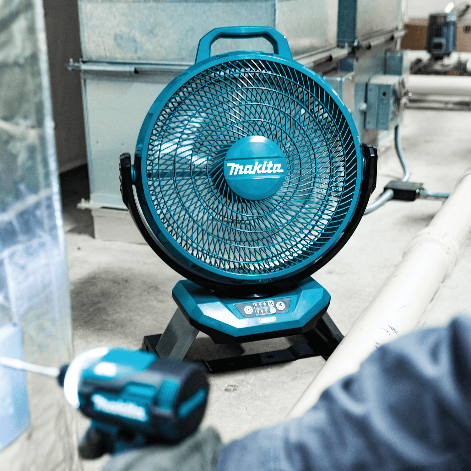 Mobile coolness - fans from Makita – image 2