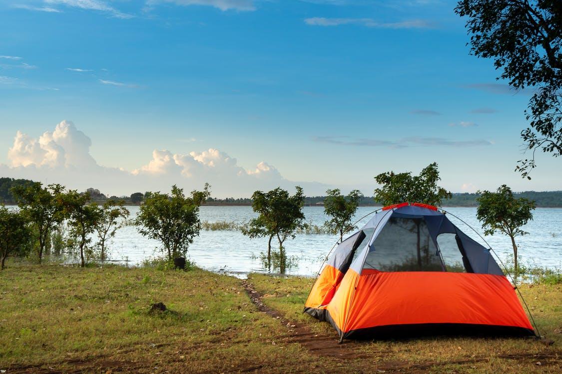 How to efficiently set up a tent? – image 1