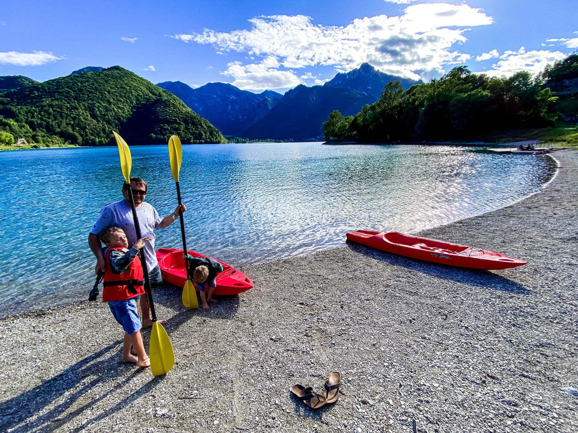Jak spędzić tydzień nad Jeziorem Ledro w regionie Garda Trentino – główne zdjęcie