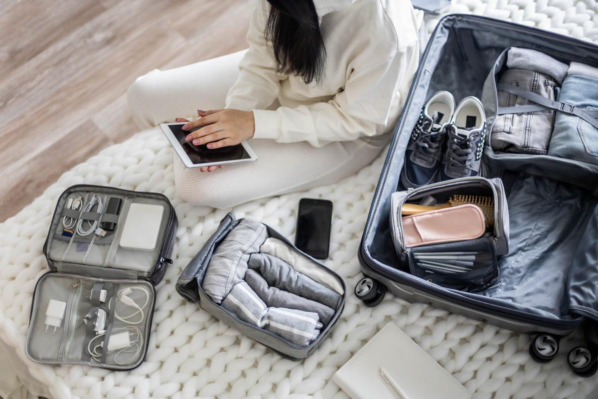 Cosmetics for travel - which ones are worth choosing? – image 1