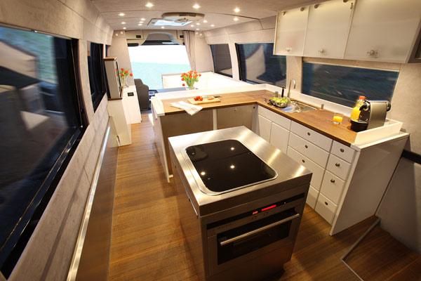 A real caravanning LUXURY – image 1
