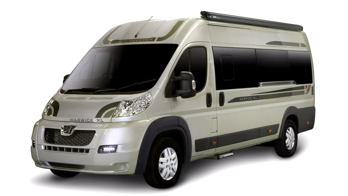 Warwick XL - a motorhome with an open living room – image 1