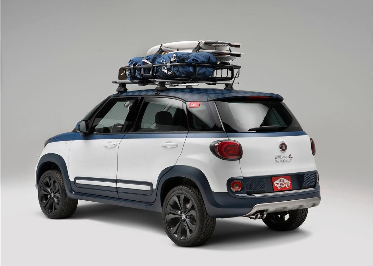 Surfing with a Fiat 500L – image 1