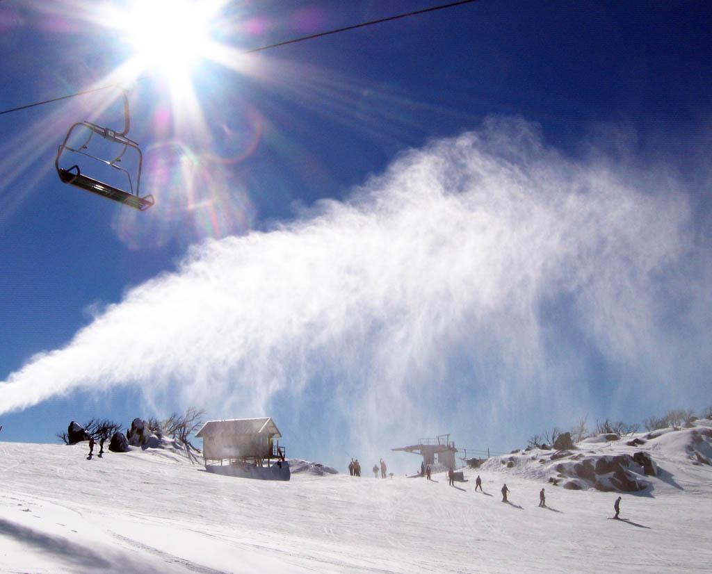 A day on the slopes - how to sunbathe, not burn yourself – image 1