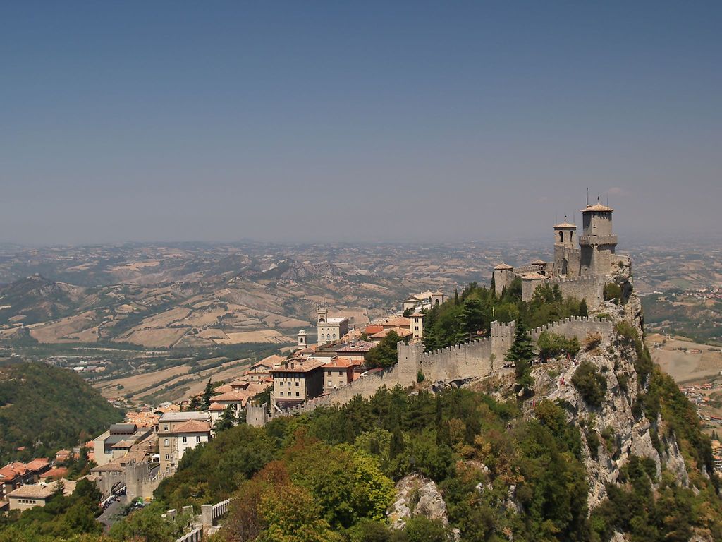 Pocztówka z San Marino – główne zdjęcie