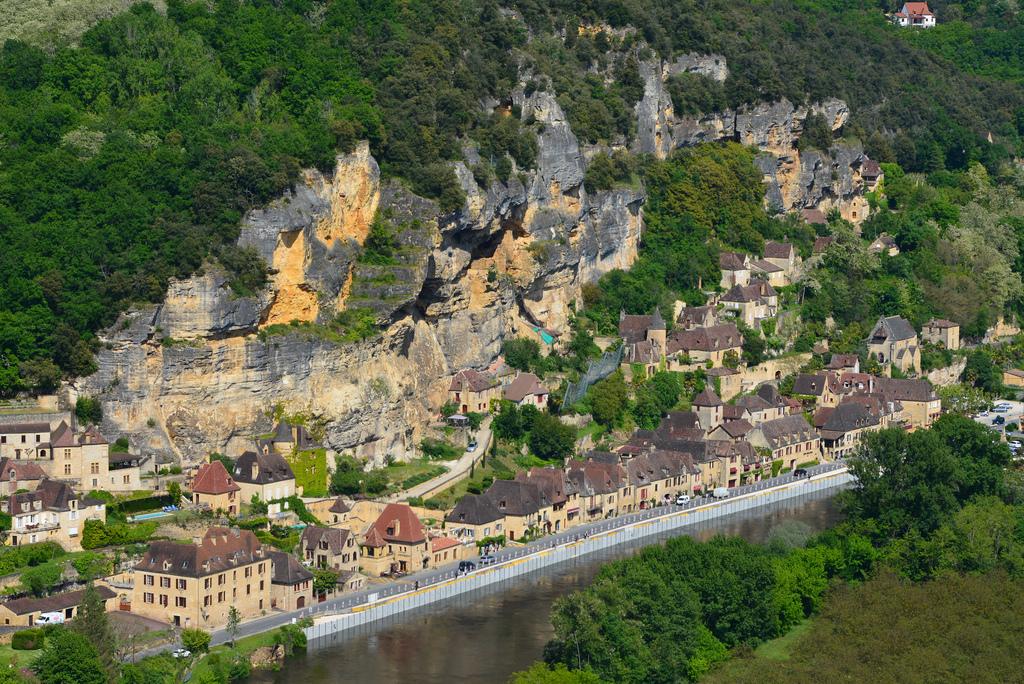 Jaskiniowcy z La Roque-Gageac – zdjęcie 1