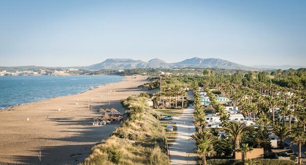 Camping Las Dunas – idealne miejsce na rodzinne wakacje w Hiszpanii! – zdjęcie 1