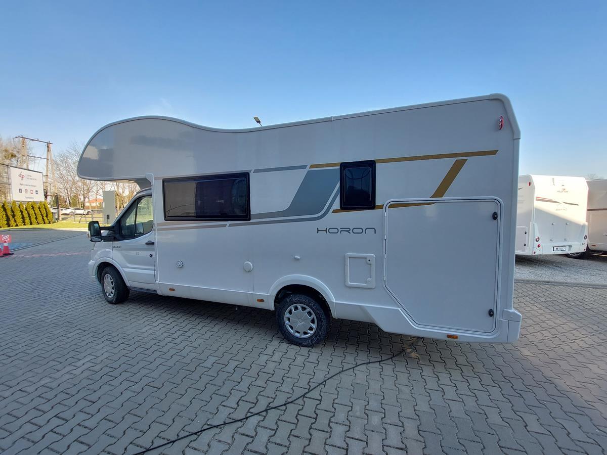 RV Caravans International Horon 95 M – image 3