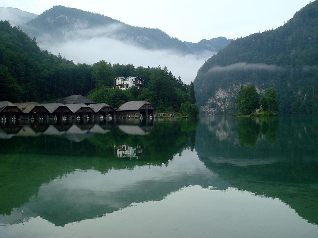 Jezioro Konigssee - klejnot Alp Bawarskich – zdjęcie 1