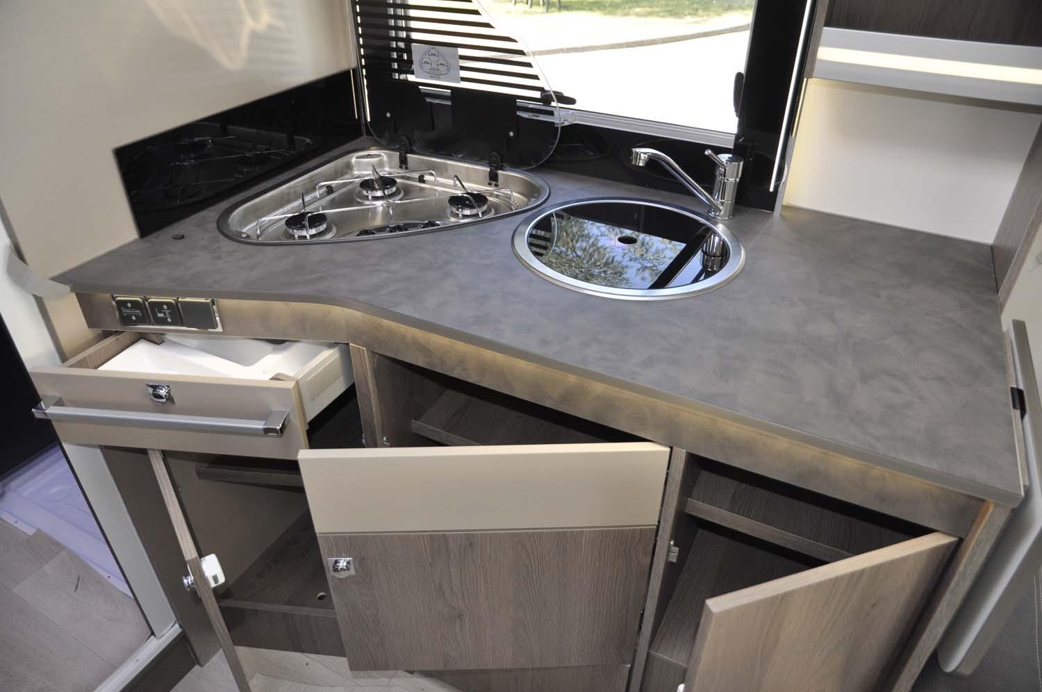 A motorhome in a slot machine, i.e. the Titanium series from Chausson – image 3