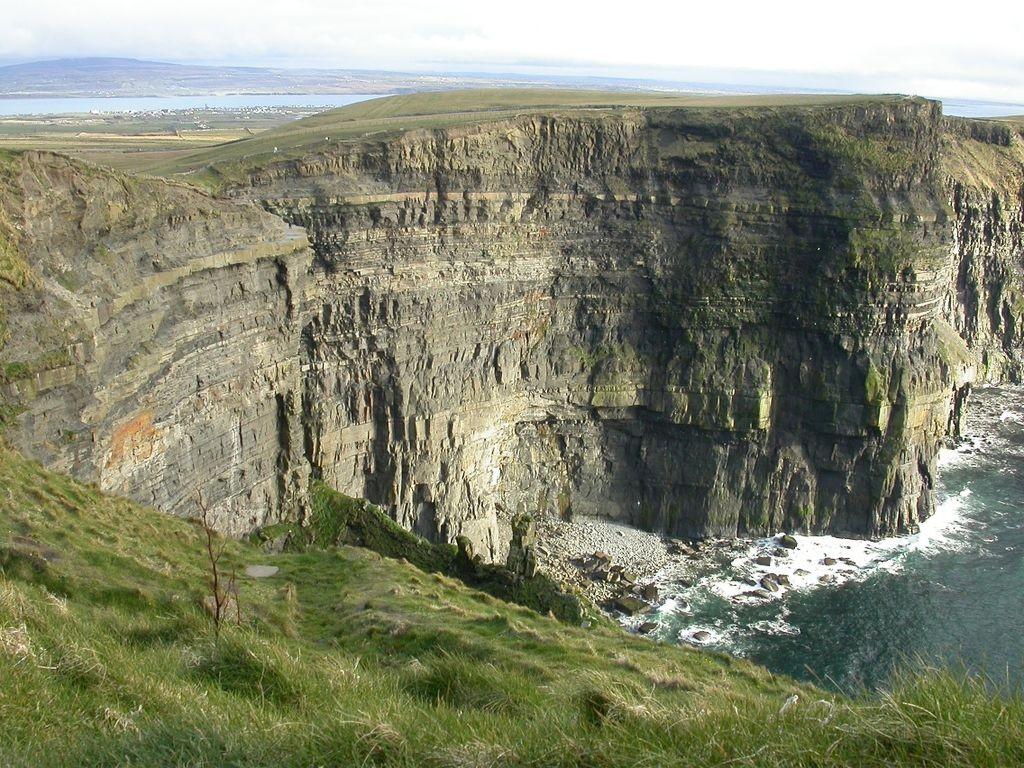 Cliffs of Moher – image 3