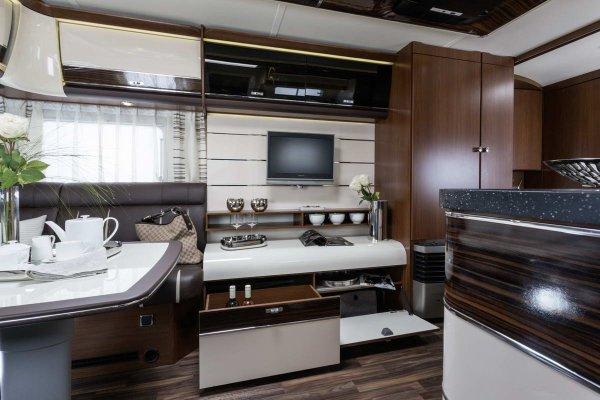 Grande Puccini - apartment on wheels – image 1