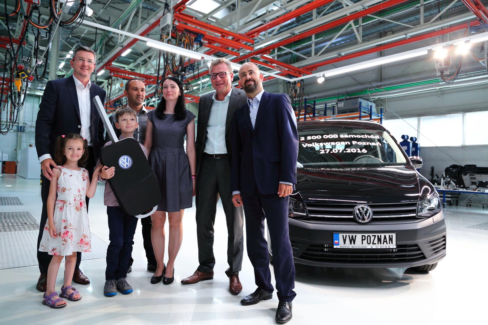 2 500 000 samochodów z Fabryki Volkswagen Poznań  – zdjęcie 3