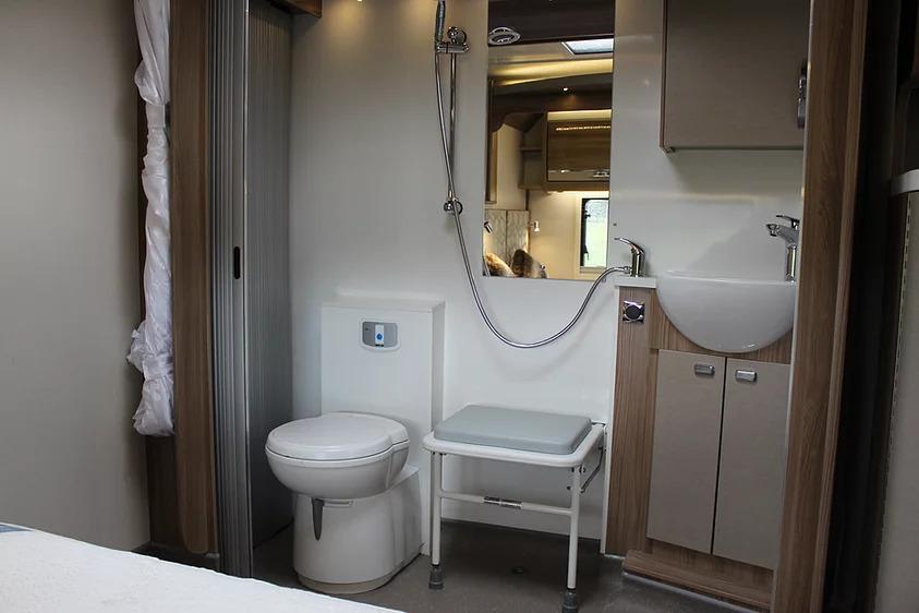 Caravanning without barriers - a motorhome and caravan for the disabled – image 4