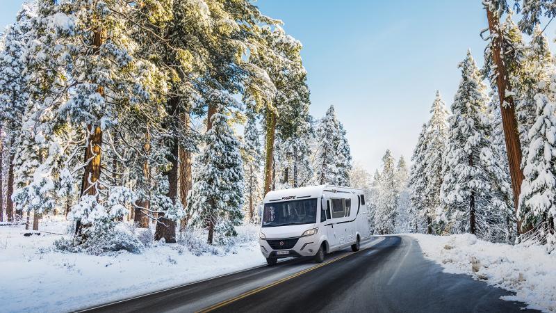 How should a motorhome be equipped for winter travel? – image 3