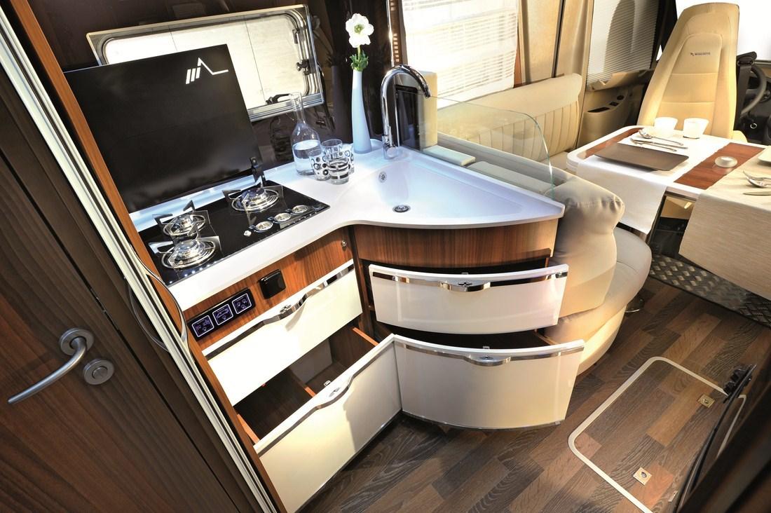 A yacht for camping? – image 3