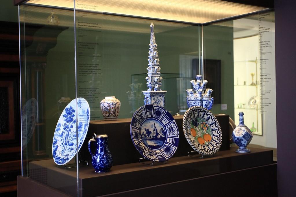 Ceramics from Delft – image 1