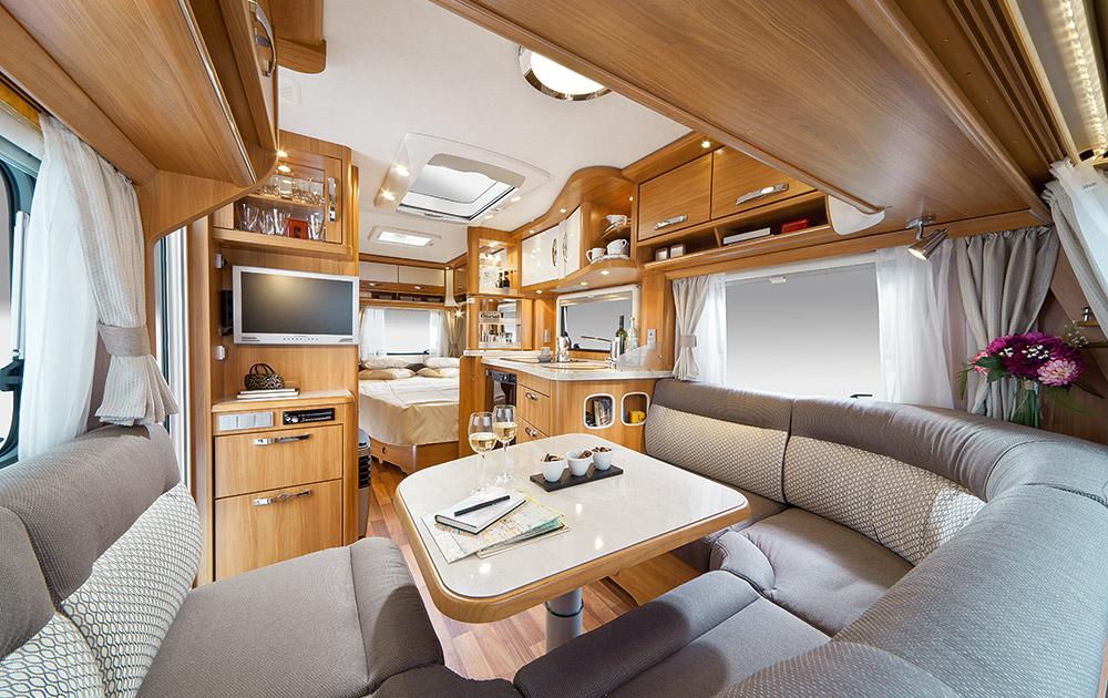 Luxusline - a caravan like a spacious camper – image 2