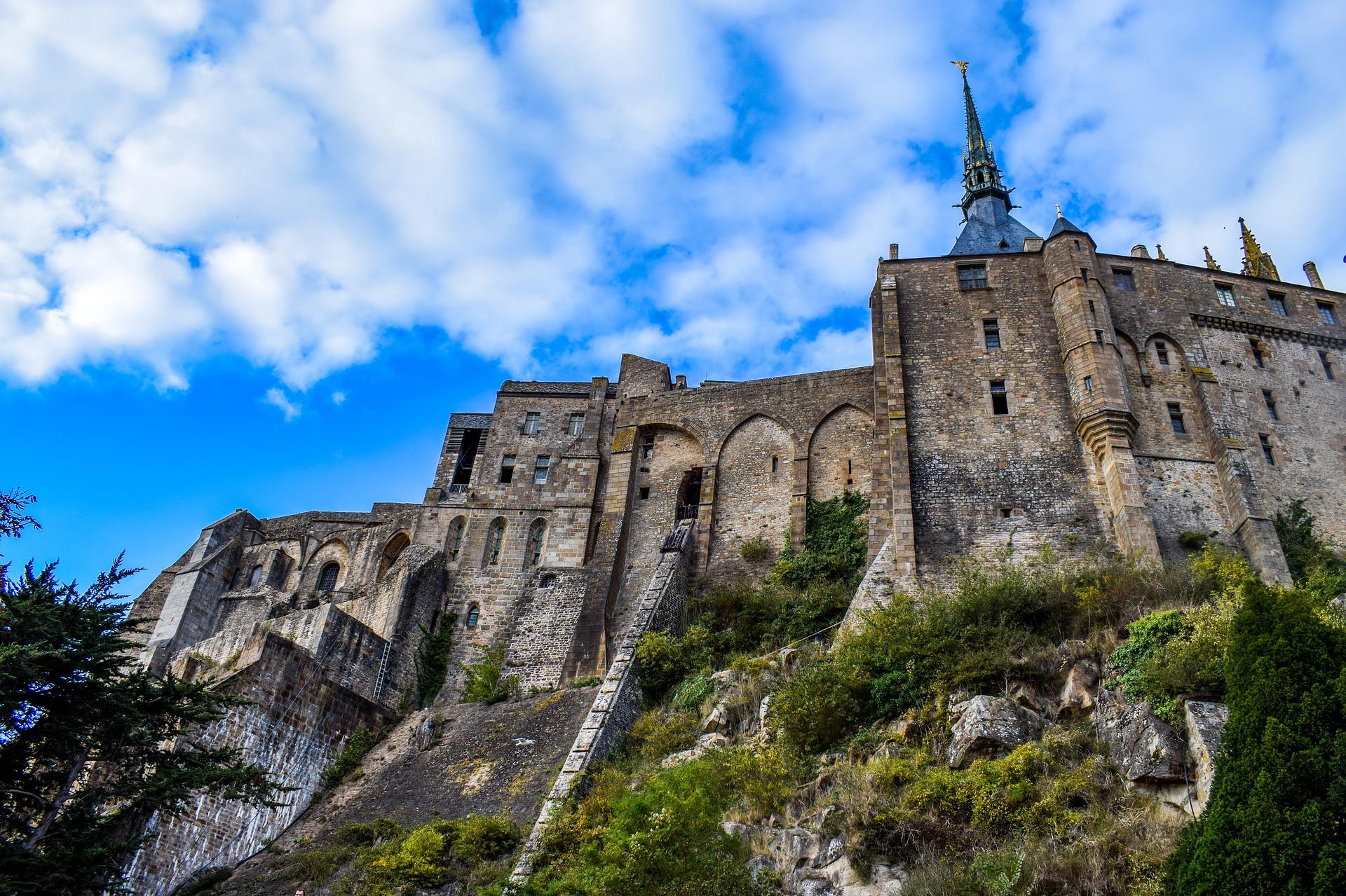 Wypoczynek w cieniu Mont Saint-Michel – zdjęcie 1